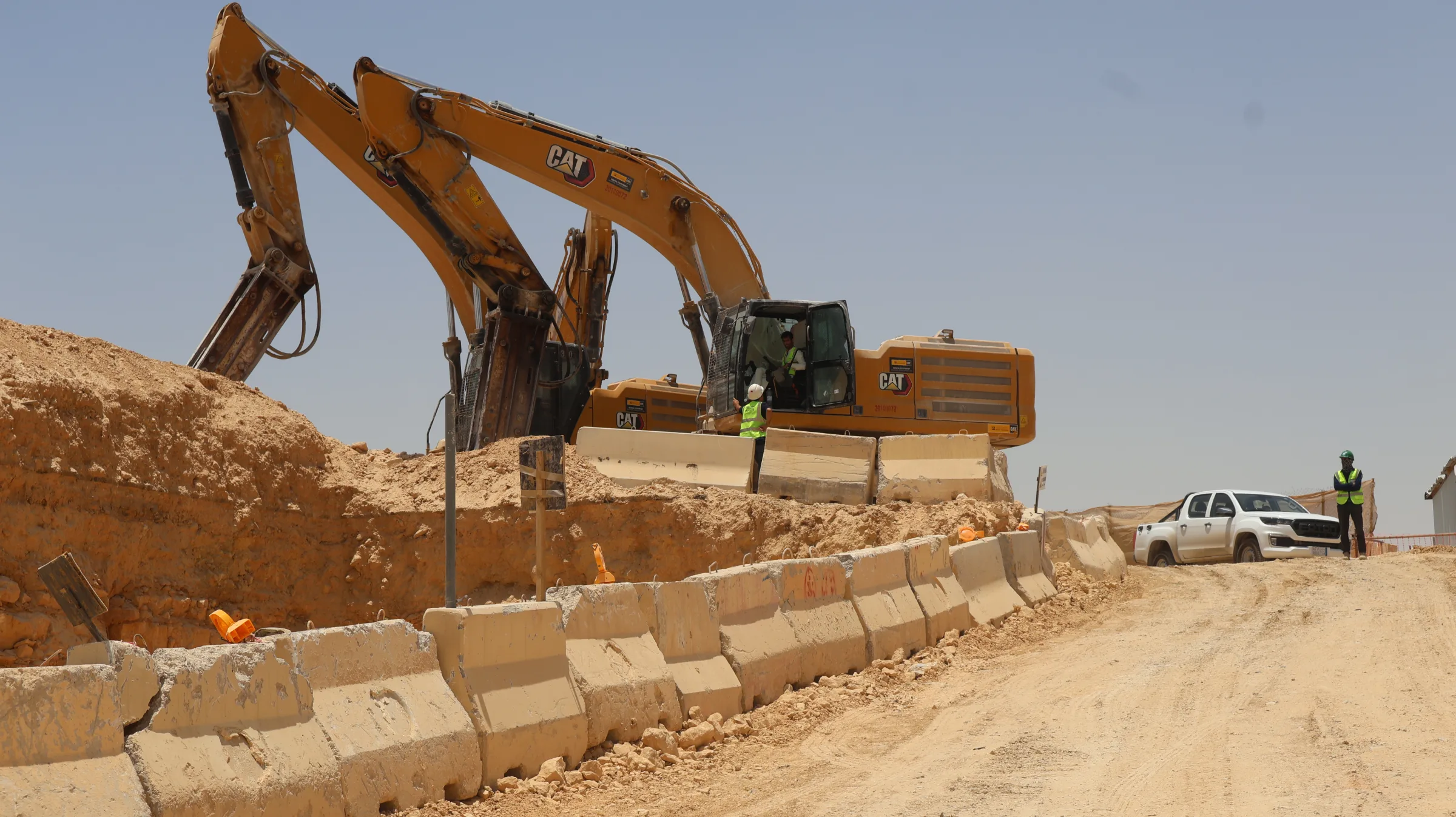 تكسير ونقل نواتج الحفر لمشروع NWC